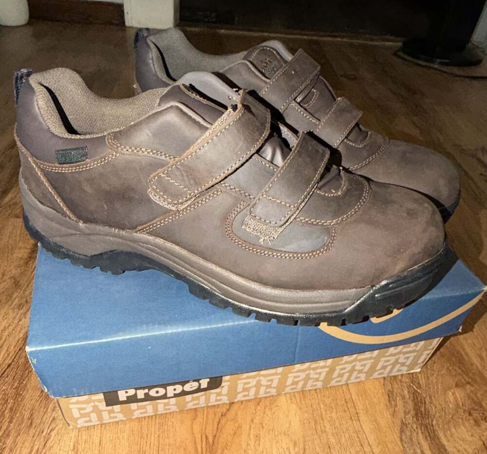 Propet Cliff Walker Low Strap Size 14 XX(5E) Brown